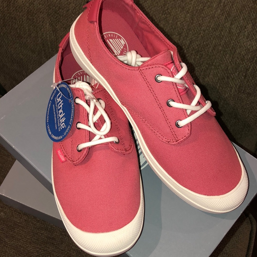 Palladium Voyage Sneakers